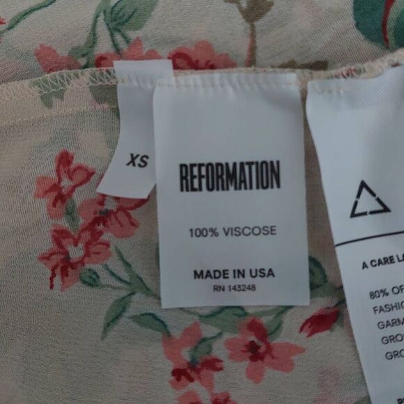 Reformation Cream Floral Wrap Dress size XS NWOT - Picture 12 of 15